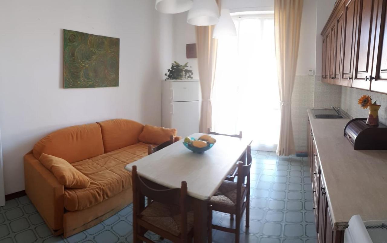 פינאלה ליגורה Vreni Lodge מראה חיצוני תמונה